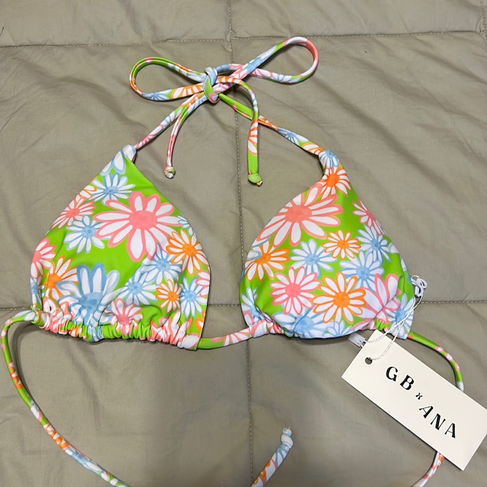 Flower print bathing suit triangle top size medium
